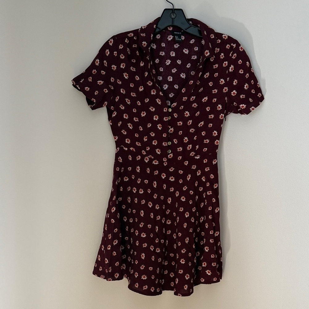 Forever 21 Juniors Burgundy Short Sleeve Button Up Floral Mini Dress Size S